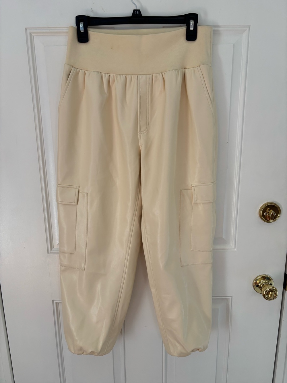 Cinq a Sept Giles Faux-Leather Ivory/Cream Cargo Jogger Pants, Size L, NWOT - Picture 3 of 6